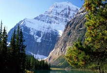 皇冠体育：足球报：国足没必要长期集训，对心理的负面影响比竞技状态还大.